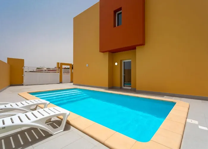 Mariposas Pool 別荘 *