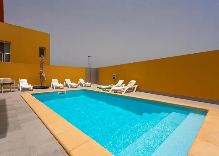 Mariposas Pool プエルト・デル・ロサリオ