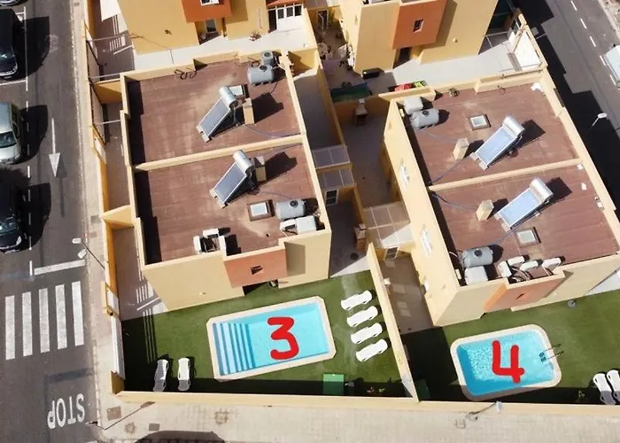 Mariposas Pool プエルト・デル・ロサリオ